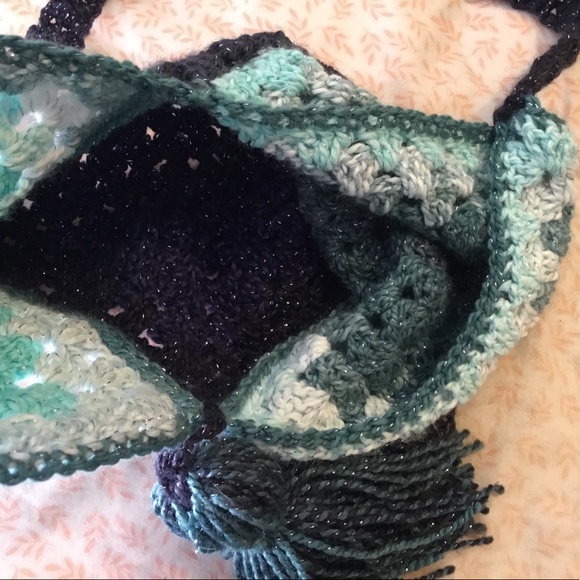 Crochet crossbody BoHo bag. Handmade. Variegated blues with sparkle. - Picture 8 of 9